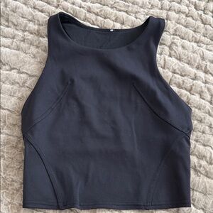 Black Lulelemon Sz 2, Sleeveless Women's Crop Top.